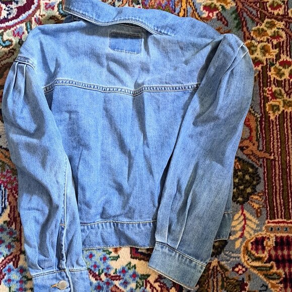 Kid's Levi's Denim Jacket - Picture 2 of 3